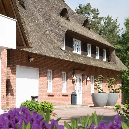 Amethyst Garni Lueneburg Inklusive Parkplatz 4* Deutsch Evern