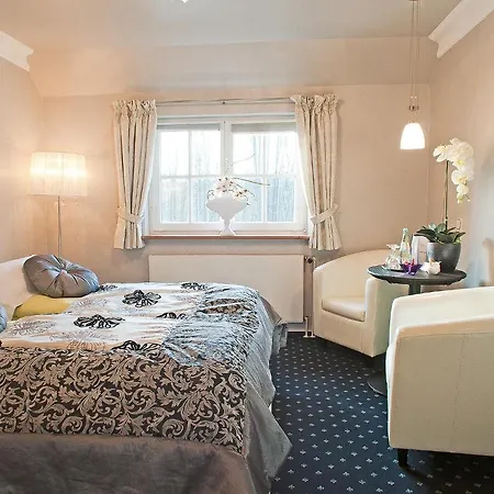 Amethyst Garni Lueneburg Inklusive Parkplatz 4*