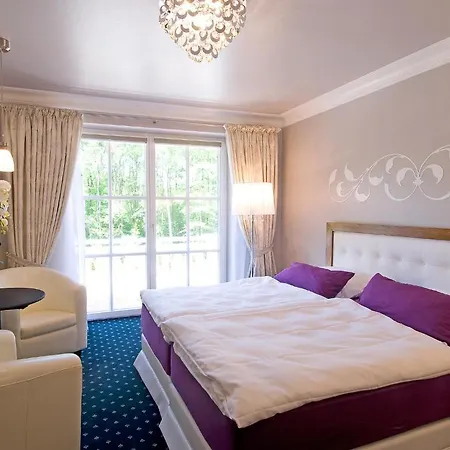 Amethyst Garni Lueneburg Inklusive Parkplatz فندق 4*