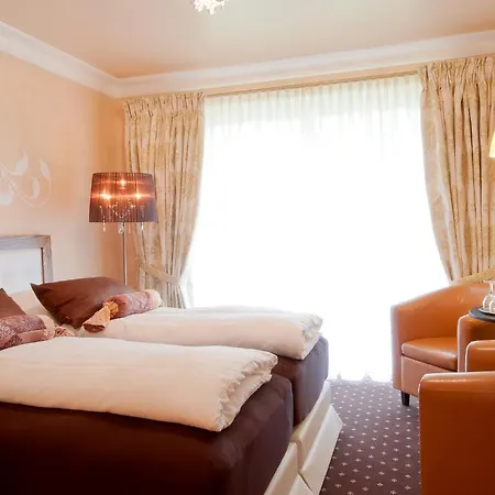 Amethyst Garni Lueneburg Inklusive Parkplatz