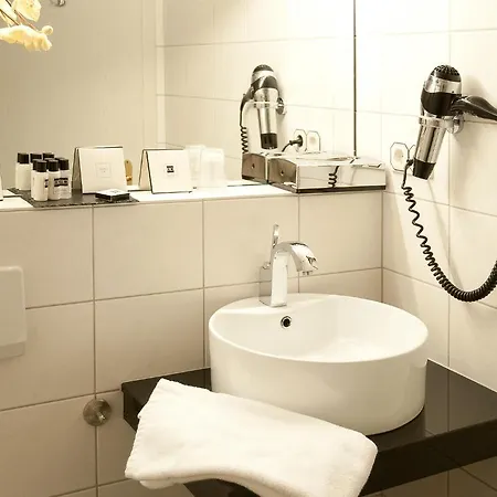 Amethyst Garni Lueneburg Inklusive Parkplatz